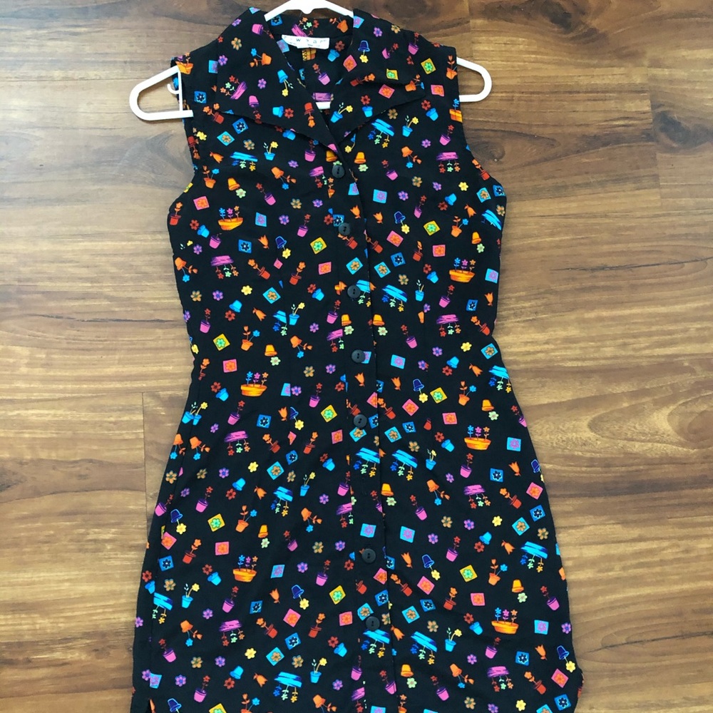 Sleeveless dress